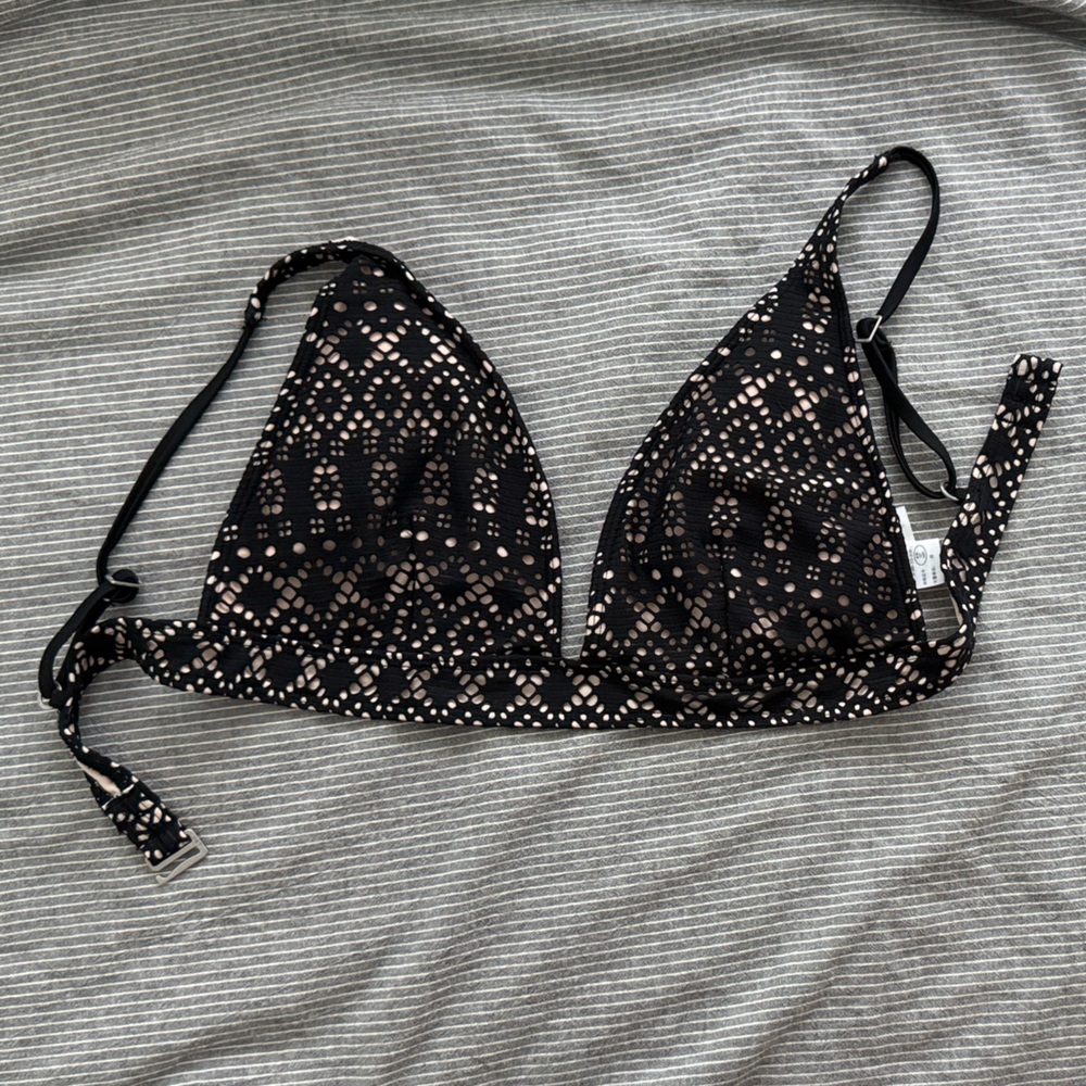 Abercrombie & Fitch Cream and Black Bikini Top